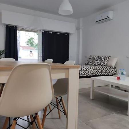 Apartmán Apartamento Omega Ll Torremolinos Exteriér fotografie